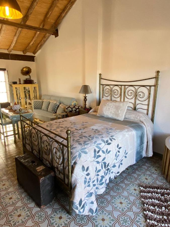 El Escondite De Martina, Aticos Romanticos Setenil De Las Bodegas Eksteriør bilde